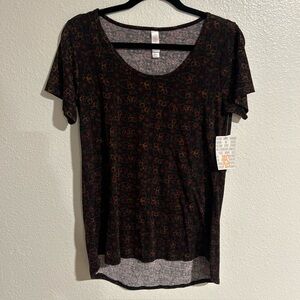 LuLaRoe NWT Women’s Classic T Size XS Hi/Lo Short Sleeve Gorgeous Print!